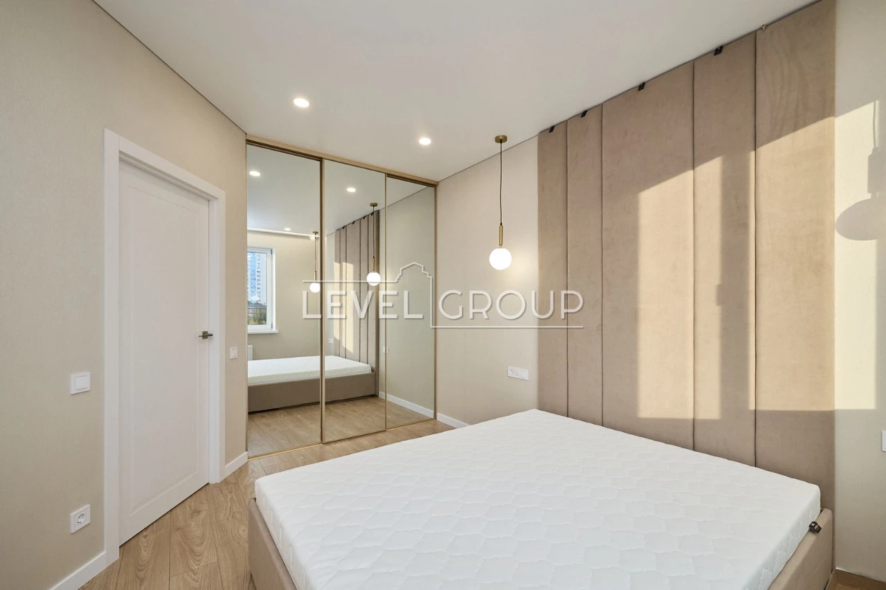 1К ЖК West House  Костанайська 13 Бізнес клас 42м  Метро Дем