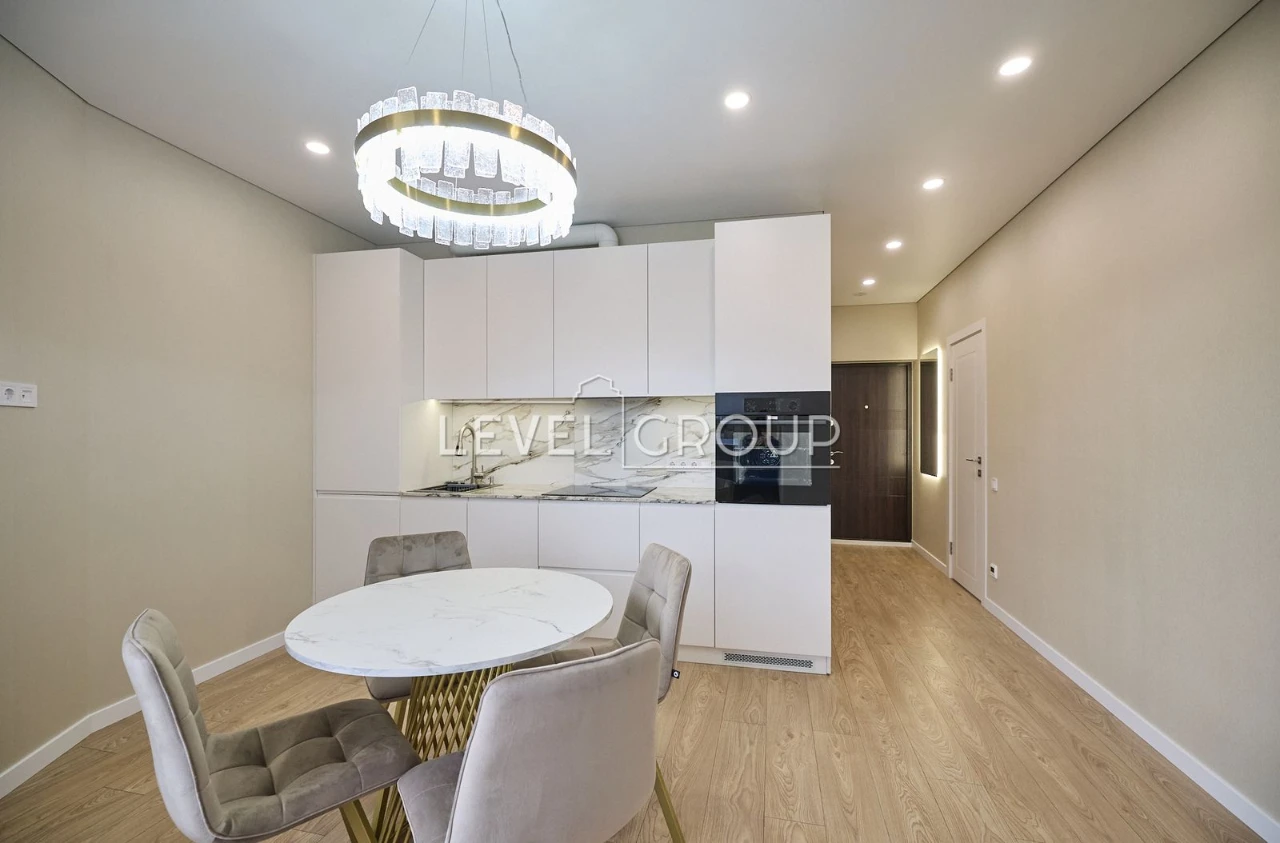 1К ЖК West House  Костанайська 13 Бізнес клас 42м  Метро Дем