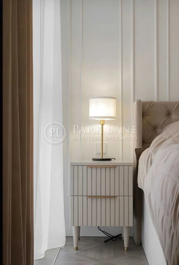 Продаж 2к квартири з ремонтом 79 кв м 8й пов ЖК Файна Таун