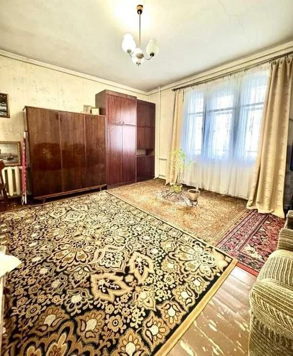 Продам 2-кімнатну квартиру, Приморський район, цегляний спец