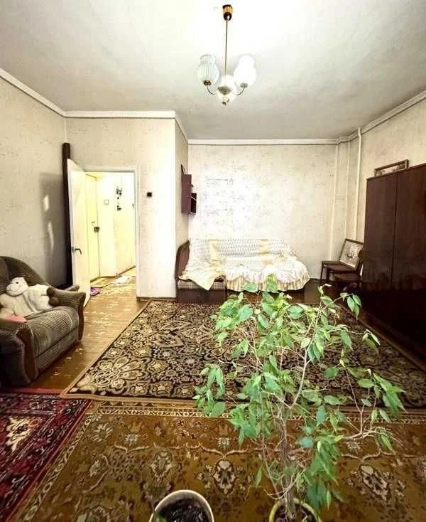 Продам 2-кімнатну квартиру, Приморський район, цегляний спец