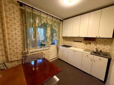Продам 1-к.кв. улучшенной планировки на Одесской