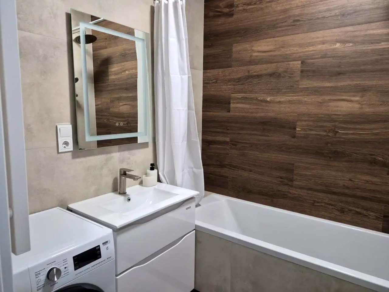Оренда квартири 1-кімн. 42 м² 17/26 пов.