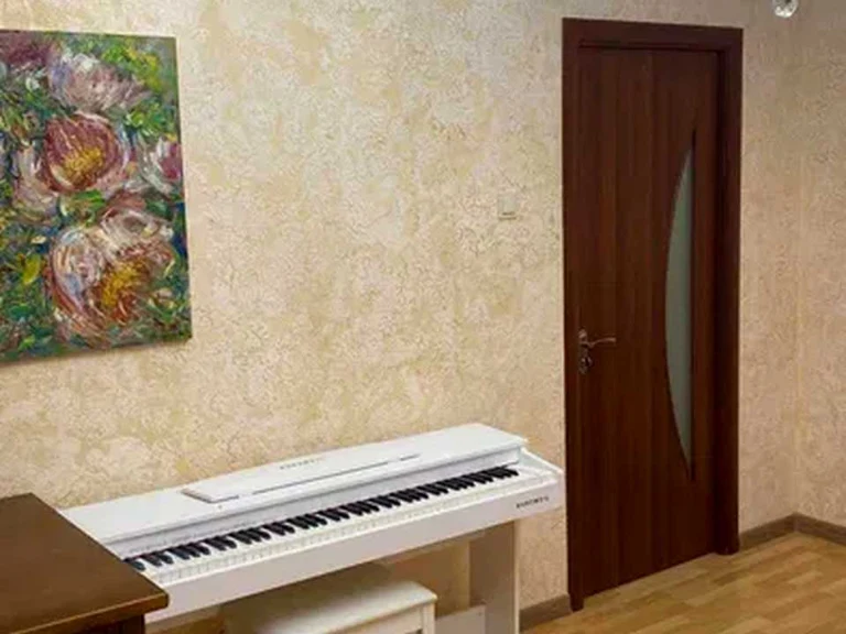 Квартира. Київ, Тростянецька вул.