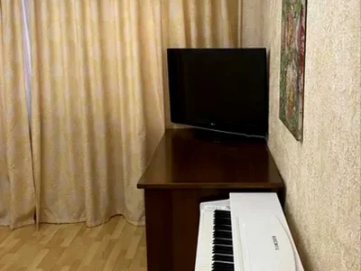 Квартира. Київ, Тростянецька вул.