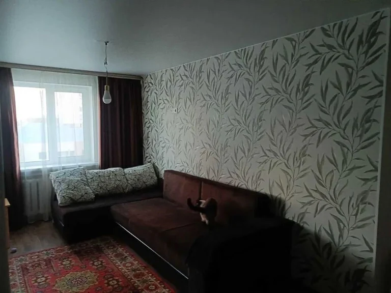 Продам 3-комн квартиру в районе Ковалевской Софьи ул.