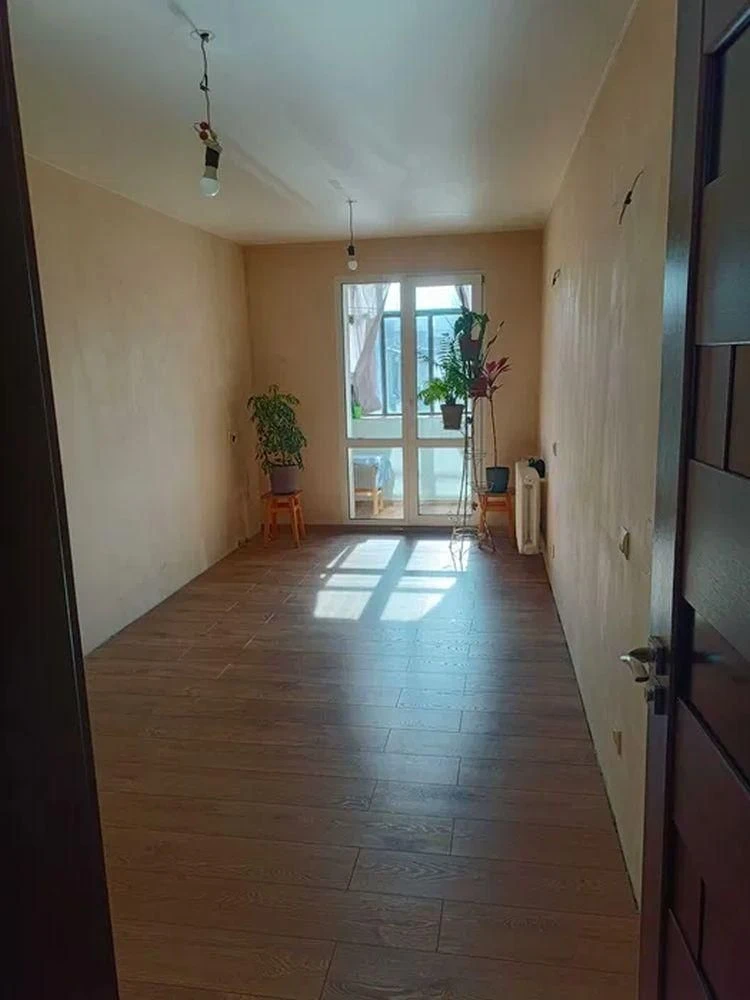 Продам 3-комн квартиру в районе Ковалевской Софьи ул.