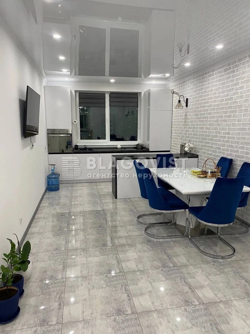 Продаж квартири вул. Ревуцького 40г в Києві / W-7467320