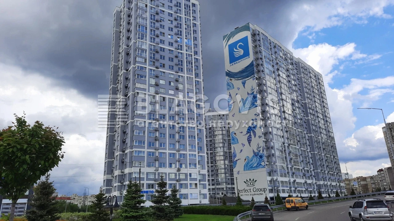 Продаж квартири вул. Ревуцького 40г в Києві / W-7467320