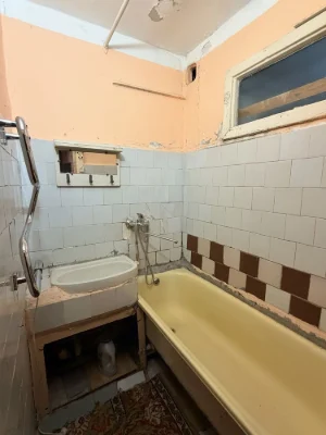Продаж 2 КІМНАТНОЇ квартири ( Попова)