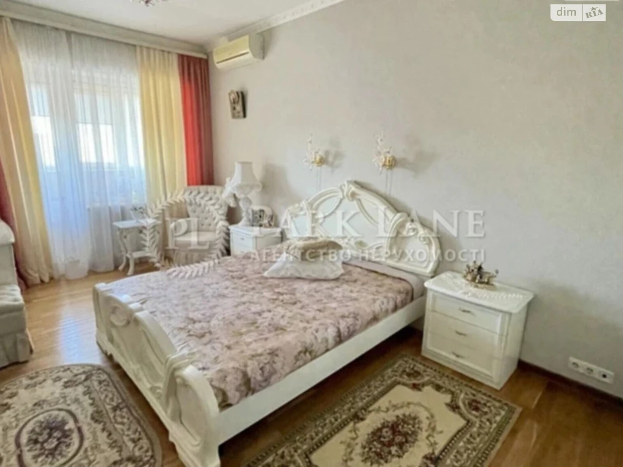 Продаж Квартира Поділ