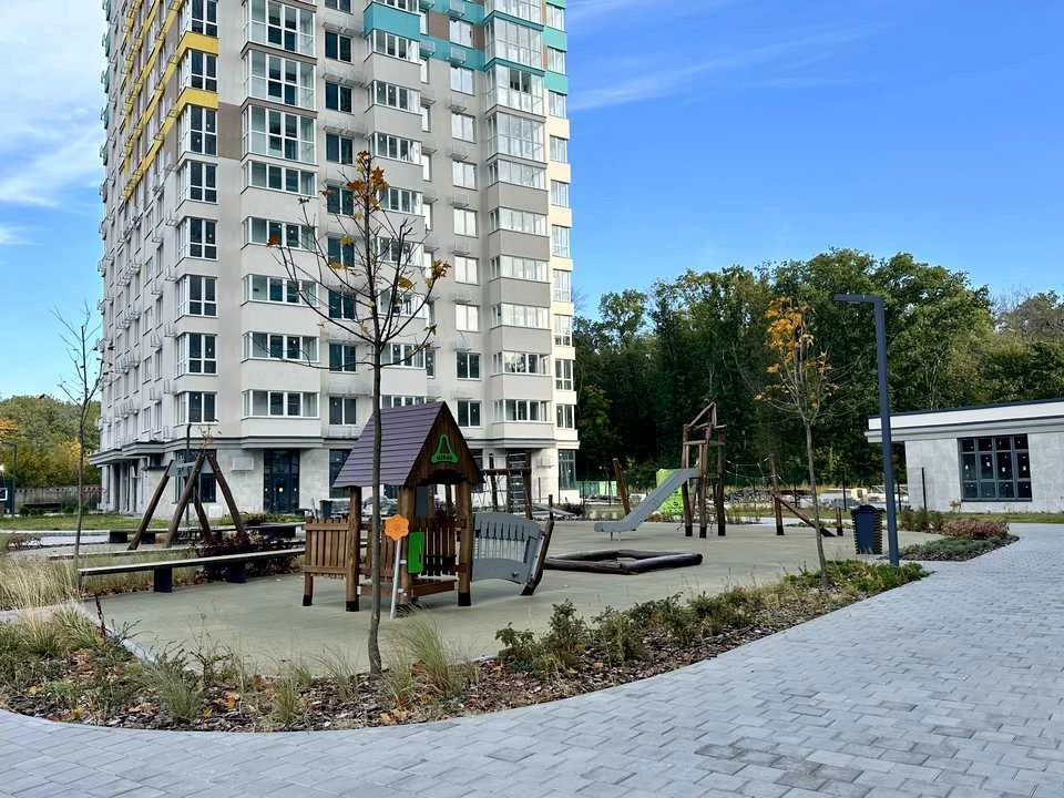 Квартира. Київ, Академіка Заболотного вул.