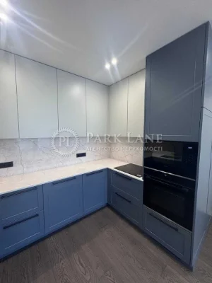 Продаж 2к квартири з новим ремонтом 73 кв м 4й пов ЖК Тайм Л