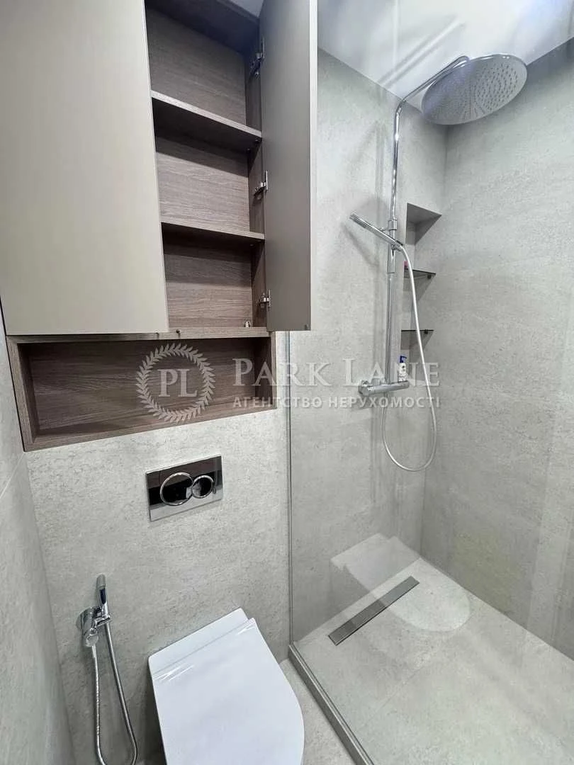 Продаж 2к квартири з новим ремонтом 73 кв м 4й пов ЖК Тайм Л