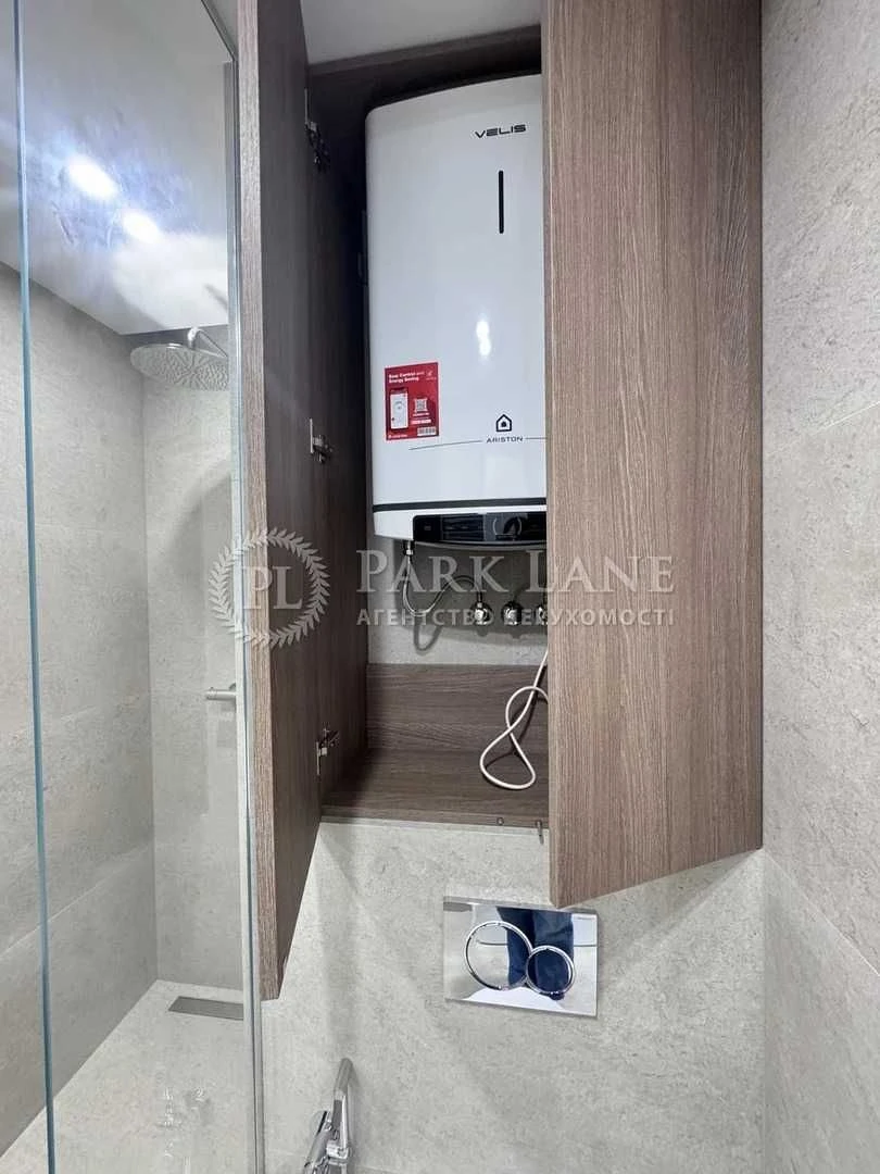 Продаж 2к квартири з новим ремонтом 73 кв м 4й пов ЖК Тайм Л