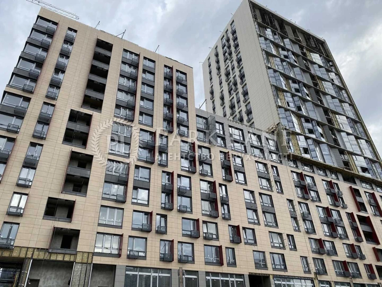 Продаж 2к квартири з новим ремонтом 73 кв м 4й пов ЖК Тайм Л