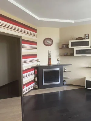 Продам 3-комн квартиру в районе Газеты "Правда" просп.