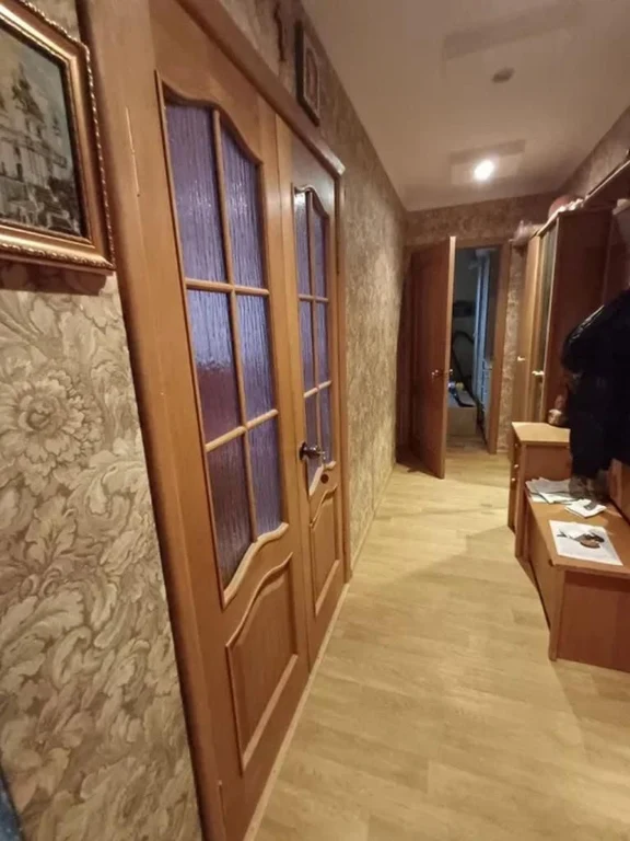 Продам 2-комн квартиру в районе Семафорная ул.