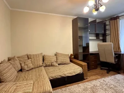 Квартира. Хмельницький, Кушнірука вул. (Гастелло)