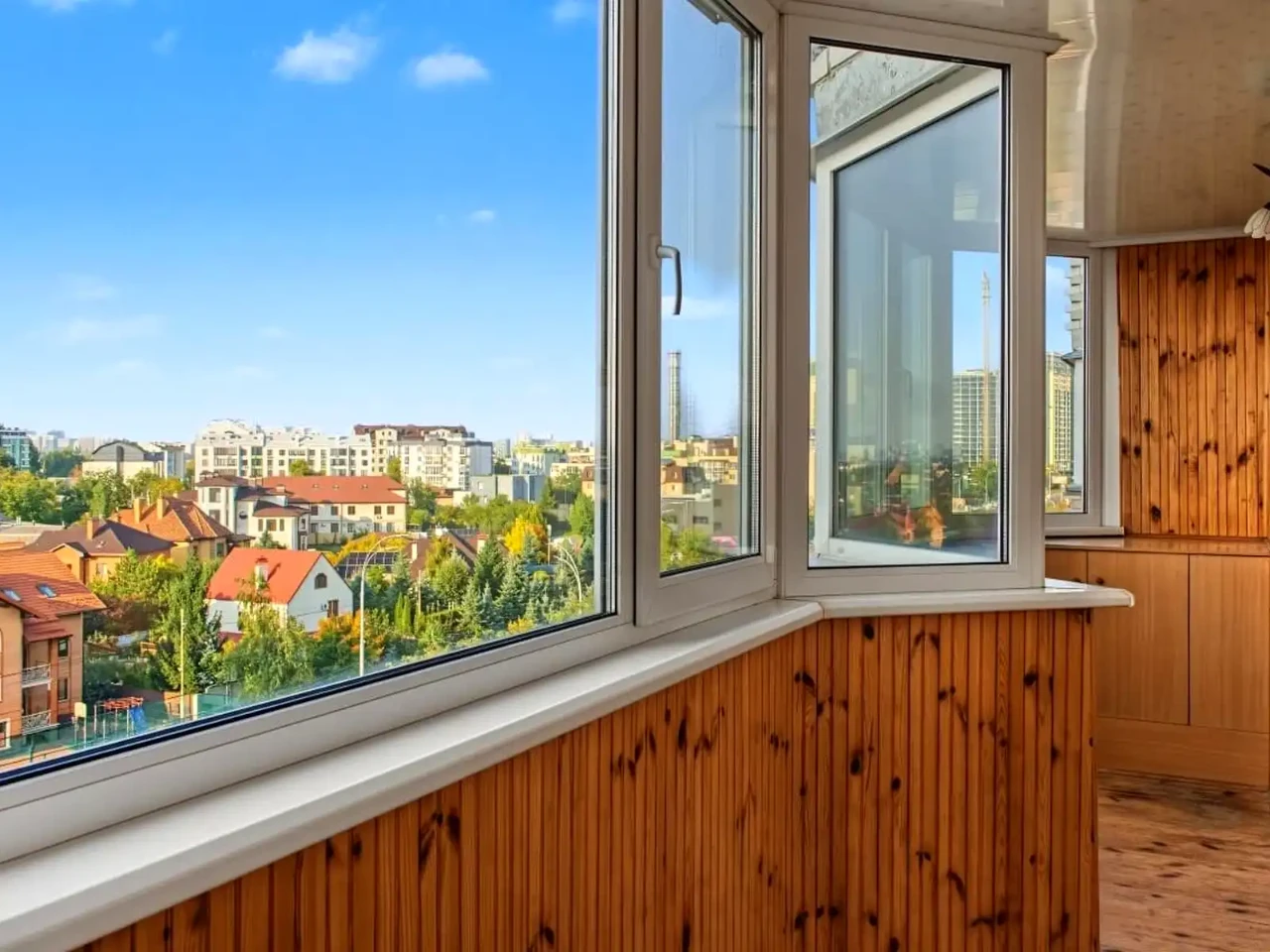 Оренда квартири 3-кімн. 77 м² 7/10 пов.