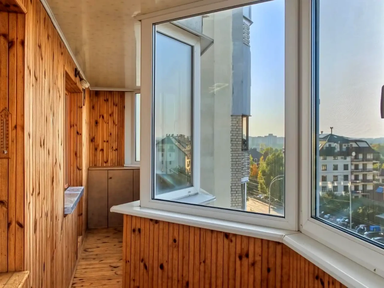Оренда квартири 3-кімн. 77 м² 7/10 пов.