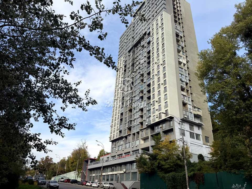 Квартира. Київ, Володимира Брожка вул.