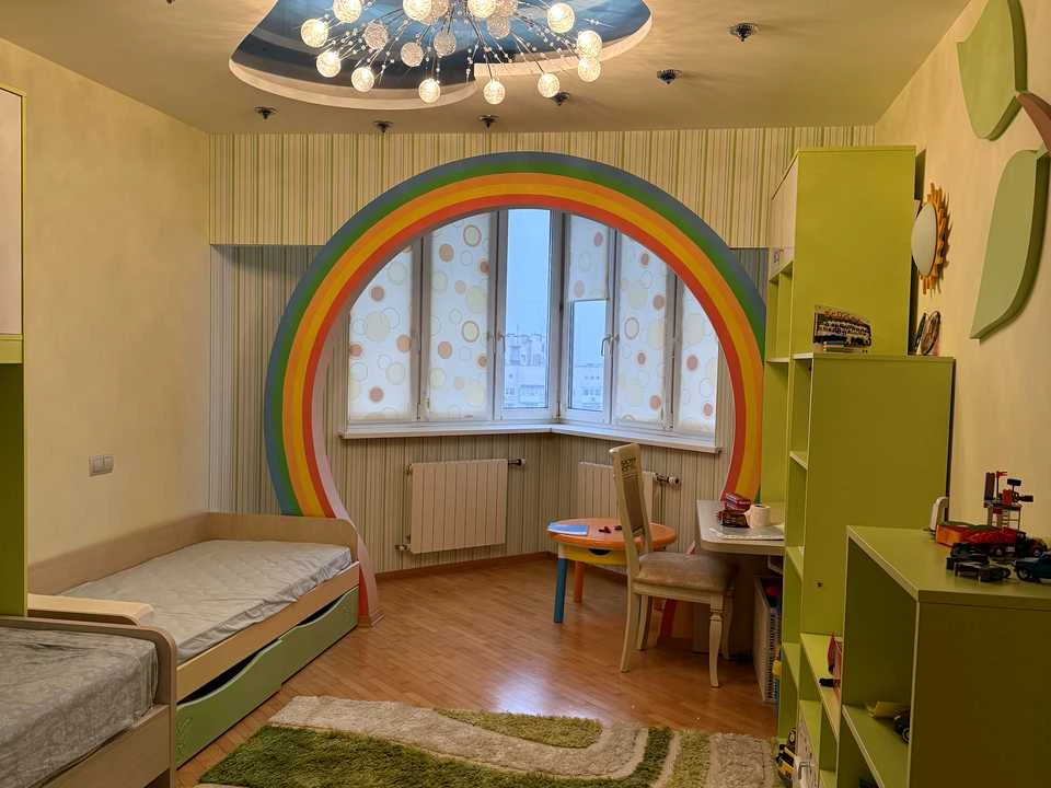 Квартира. Київ, Срібнокільська вул.