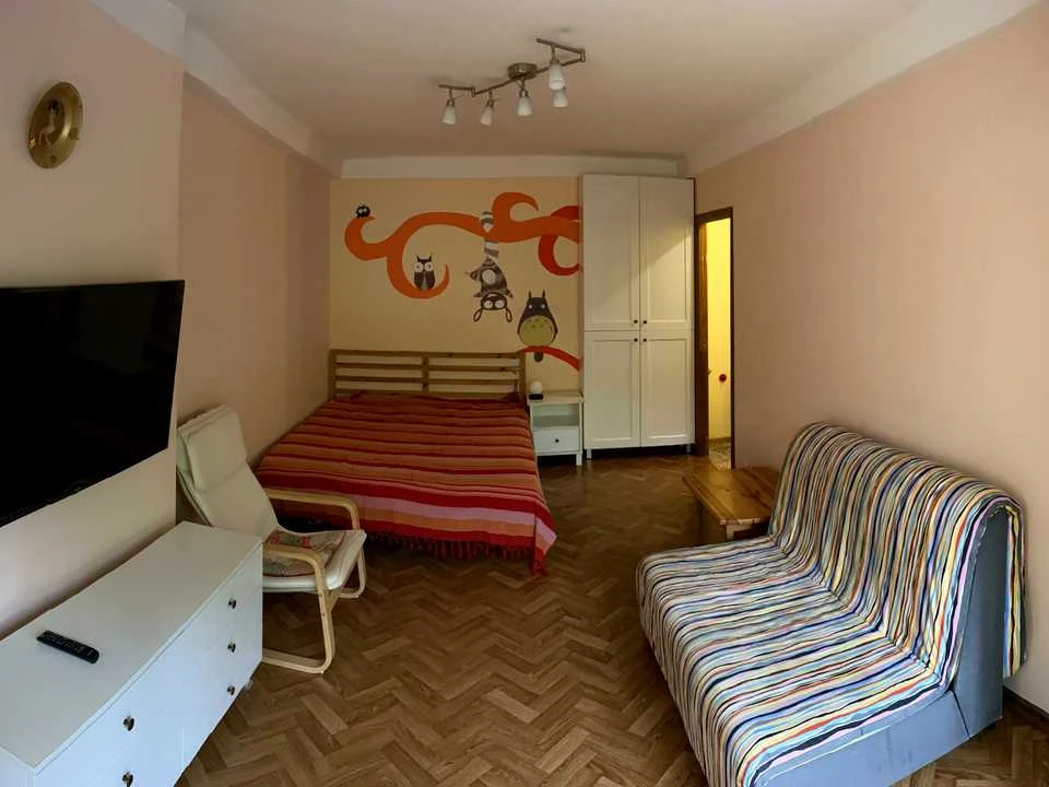 Квартира. Київ, Парково-Сирецька вул.