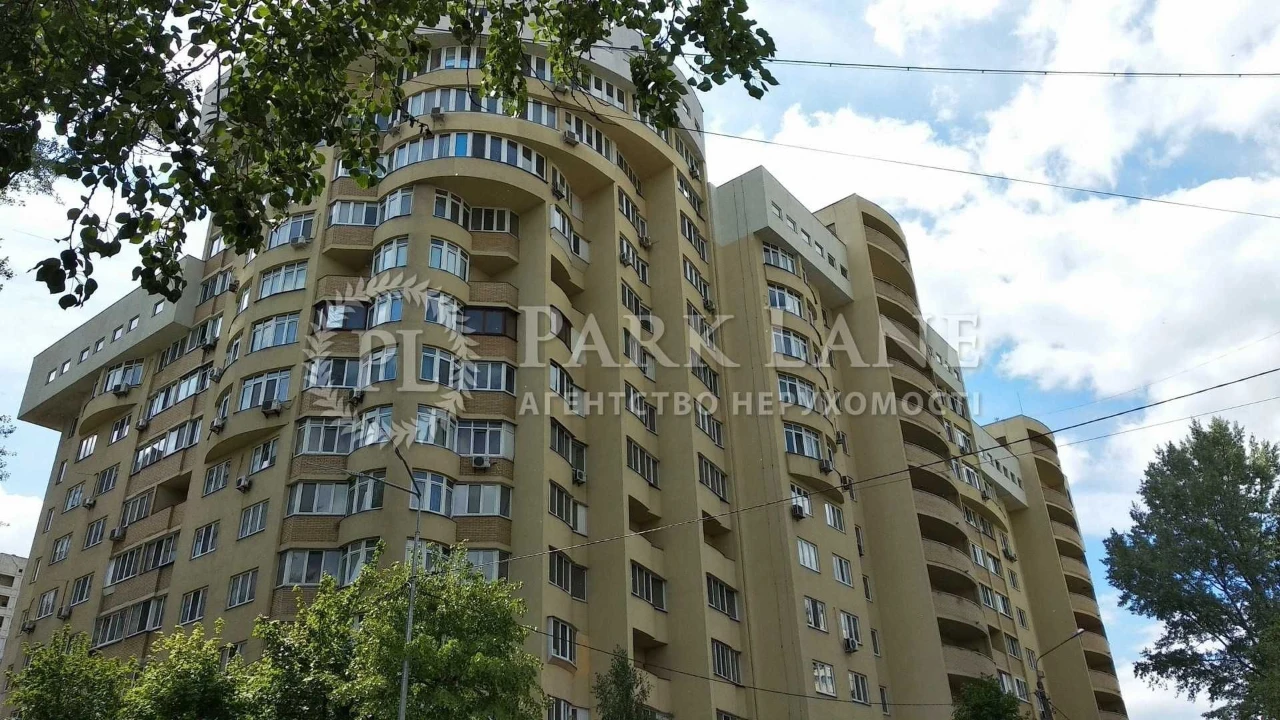 Продаж 1к квартири з ремонтом 44 кву м 10й пов Севастопольсь