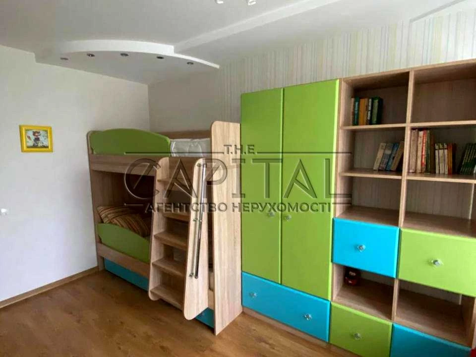 Квартира. Київ, Героїв Дніпра вул.