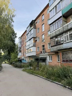 3к-квартира на Інституті зв'язку, СВІТЛО НЕ ВИМИКАЮТЬ