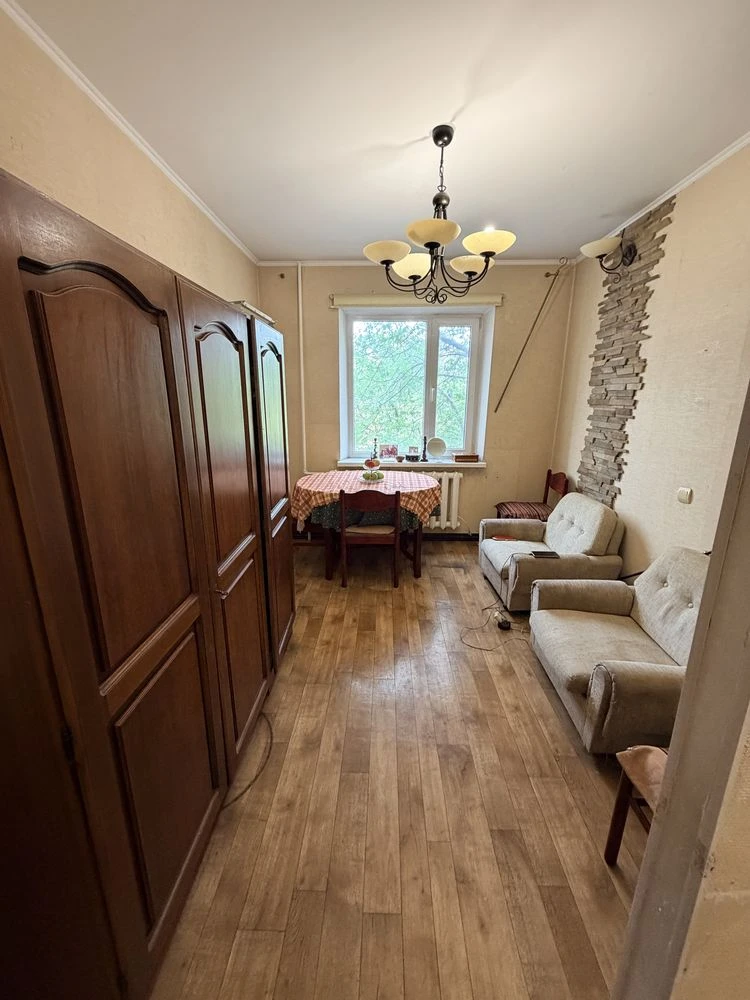 Продаж 3-х кім квартири 3/9 Херсонське шосе
