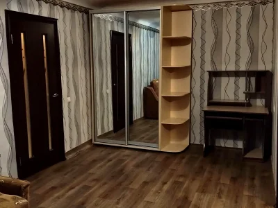 Оренда квартири 2-кімн. 42.9 м² 3/5 пов.