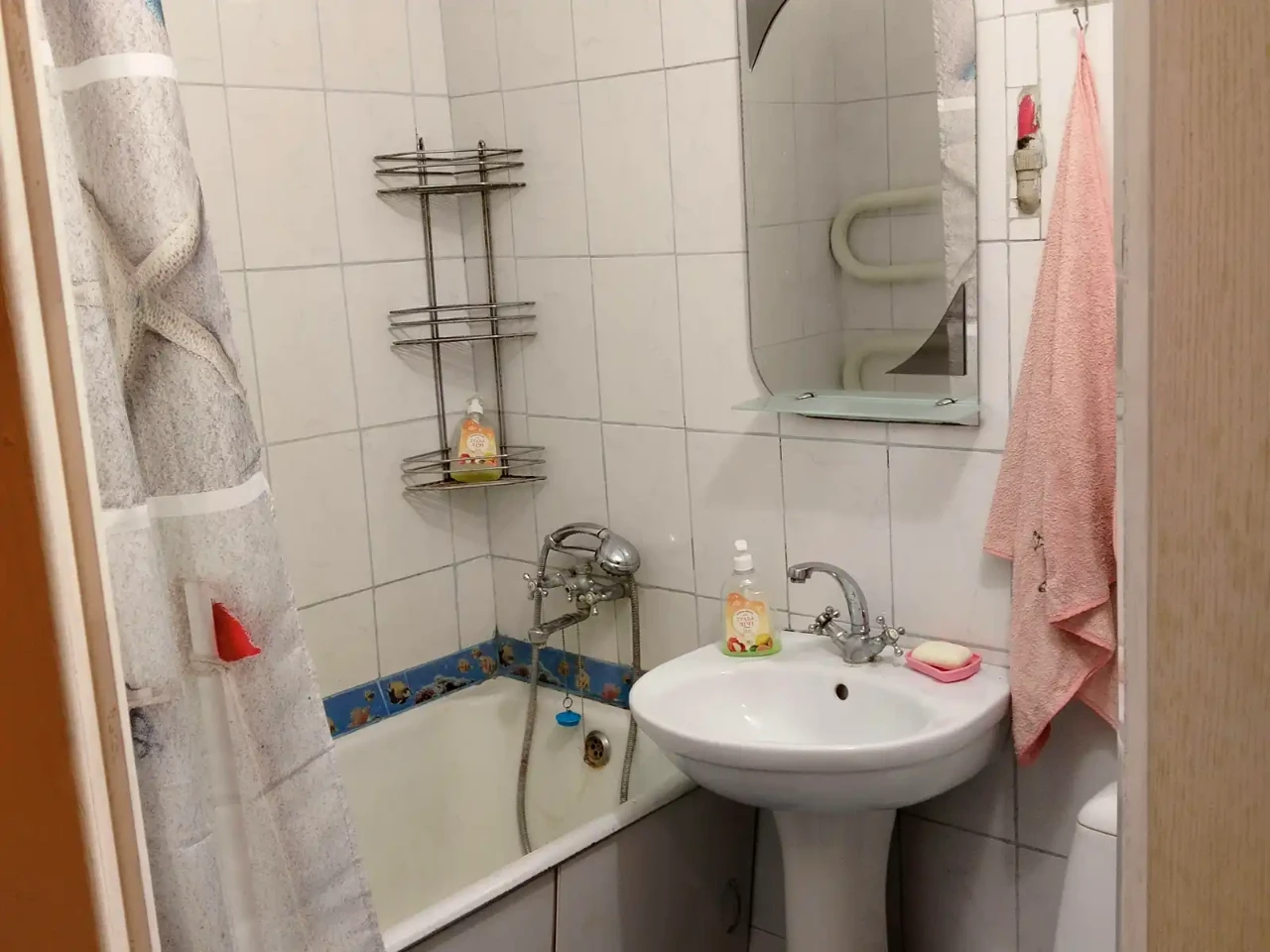 Оренда квартири 2-кімн. 42.9 м² 3/5 пов.