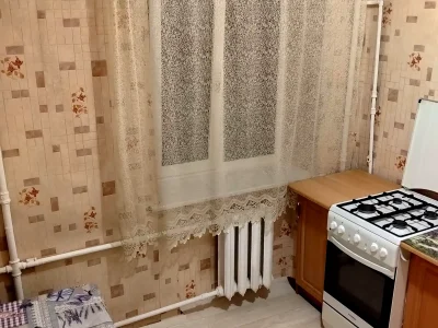 Оренда квартири 2-кімн. 42.9 м² 3/5 пов.