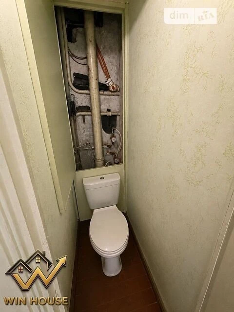 Sale of 1-room apartment 35.5 sq. m. on Akademika Glushkova Ave. 3