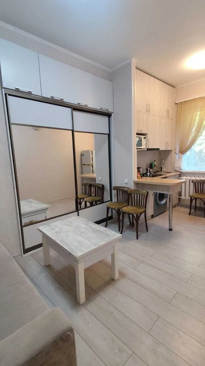 Продам 1-к квартиру 25 м² с ремонтом и мебелью. Адмиральский