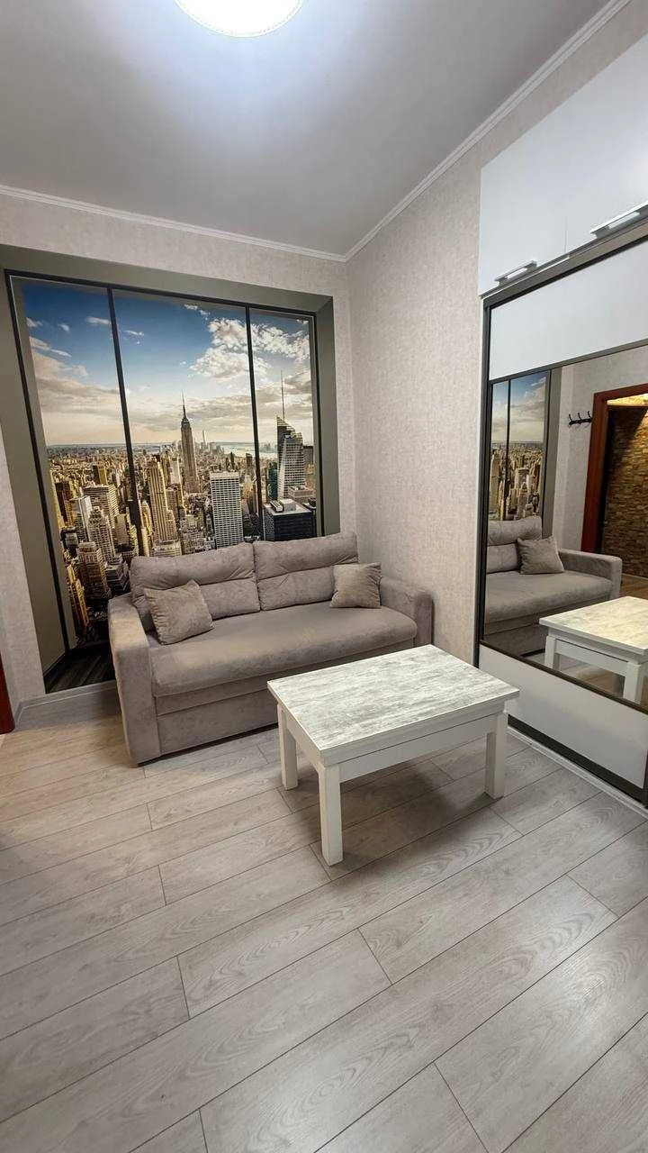 Продам 1-к квартиру 25 м² с ремонтом и мебелью. Адмиральский