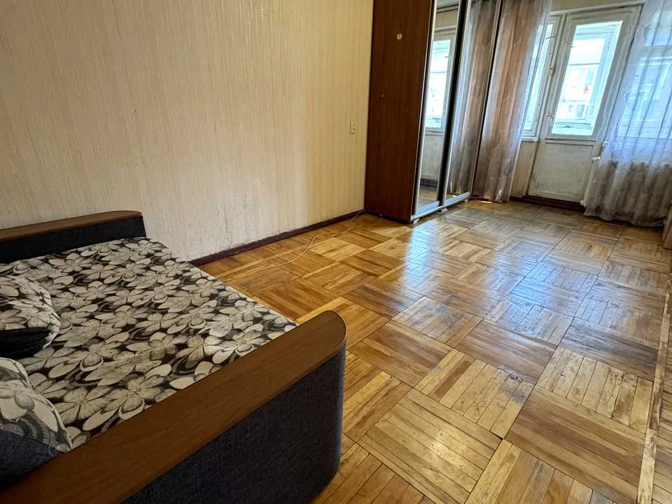 Квартира. Одеса, Героїв Крут вул.