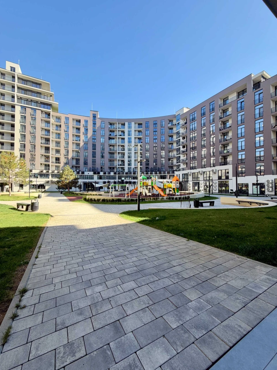 Продаж 1-кімнатної квартири 53 м² з великою терасою | ЖК Cry