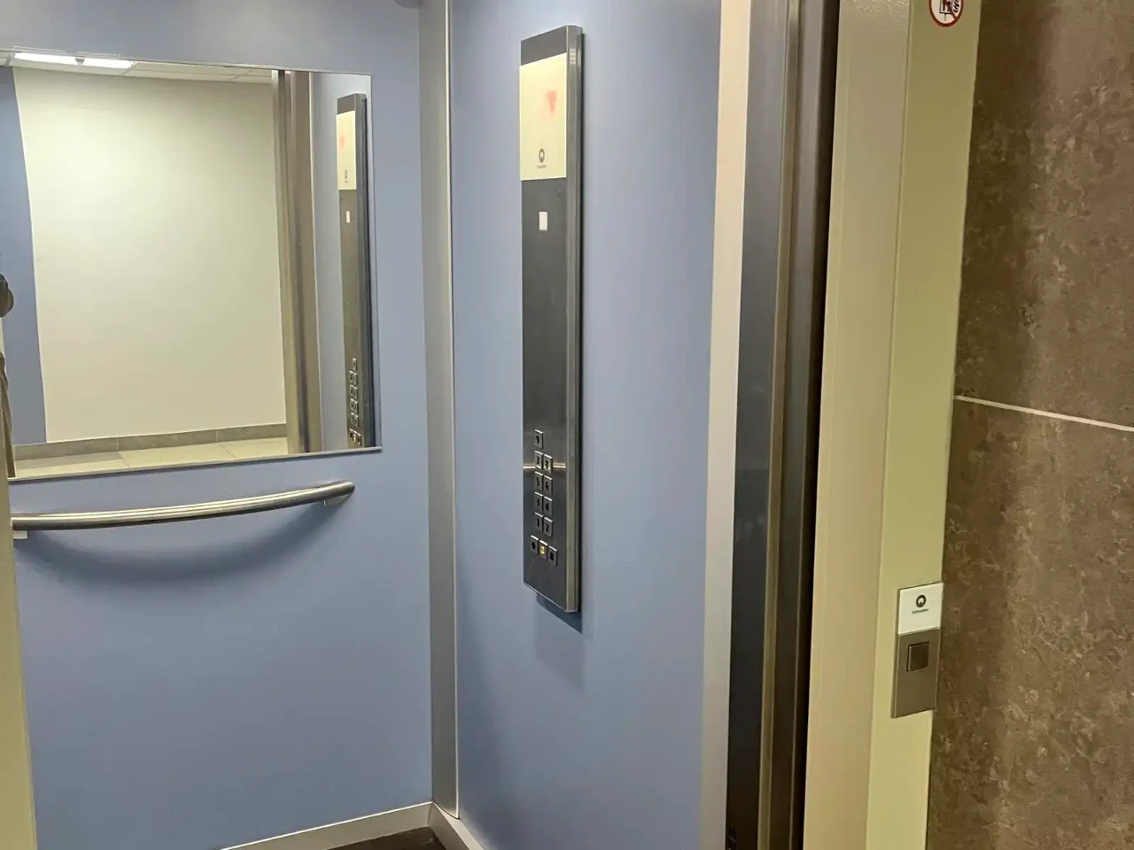 Продаж квартири 2-кімн. 68.7 м² 7/9 пов.