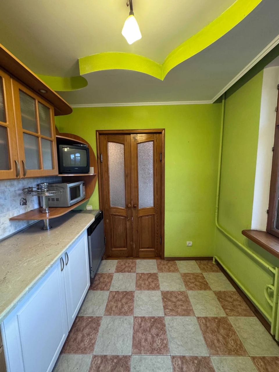 Продам 3-кімнатну квартиру на Олексіївці, метро Перемога, бу