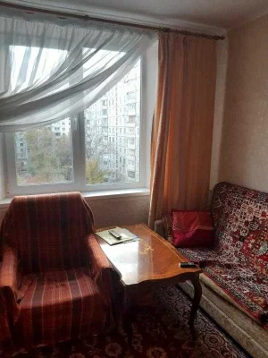 Продам 2к кв 5/9 на Академика Павлова возле метро