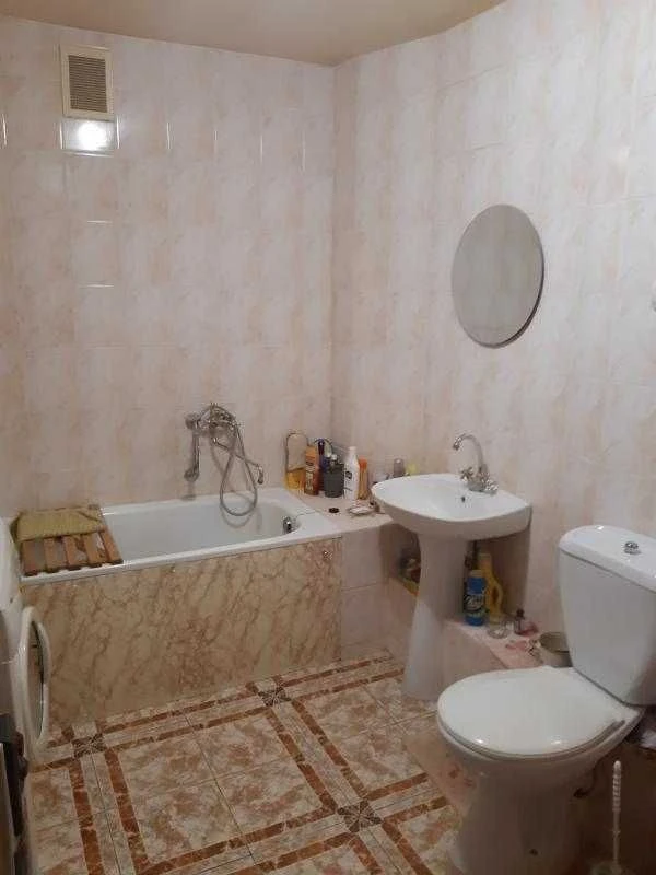 Продам 2к кв 5/9 на Академика Павлова возле метро
