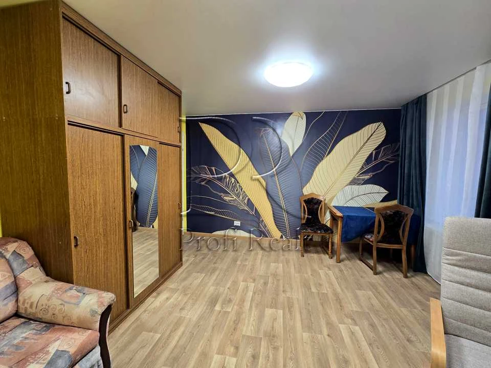 Квартира. Київ, Лабораторний пров.