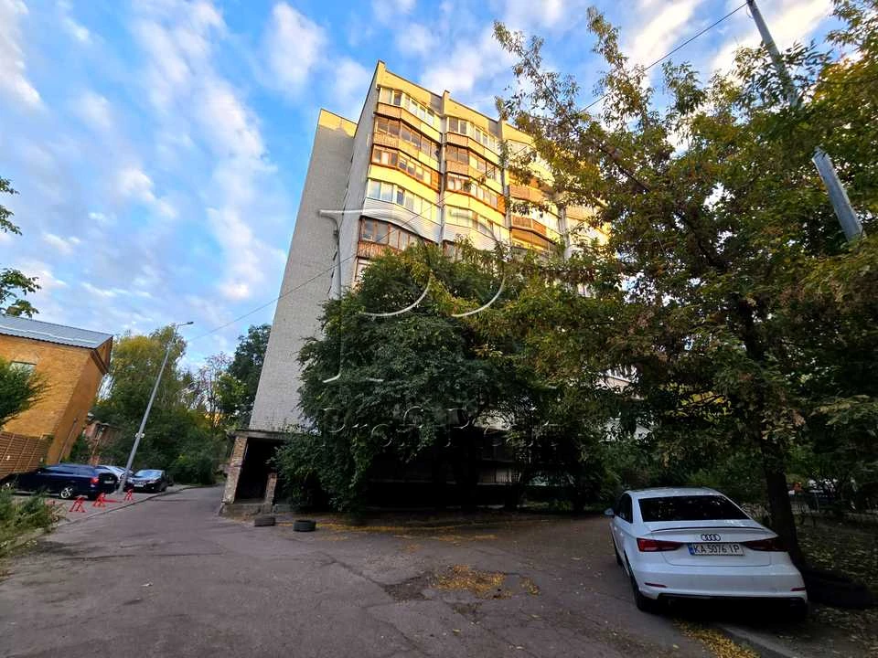 Квартира. Київ, Лабораторний пров.
