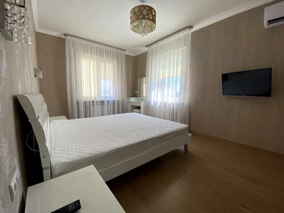 Квартира. Київ, Урлівська вул.