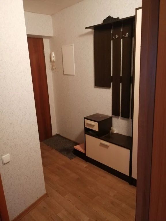 Продам 2 ком.квартиру Титова 22а/Правый берег