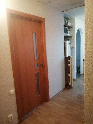 Продам 2 ком.квартиру Титова 22а/Правый берег