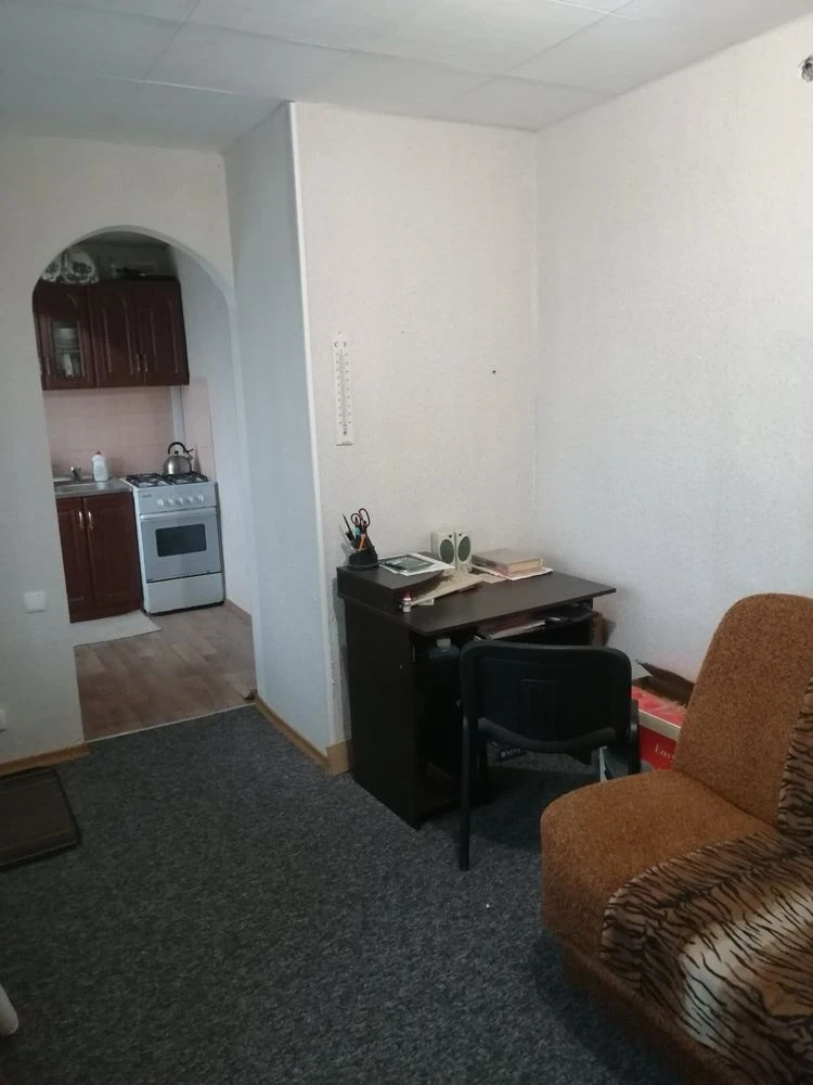 Продам 2 ком.квартиру Титова 22а/Правый берег